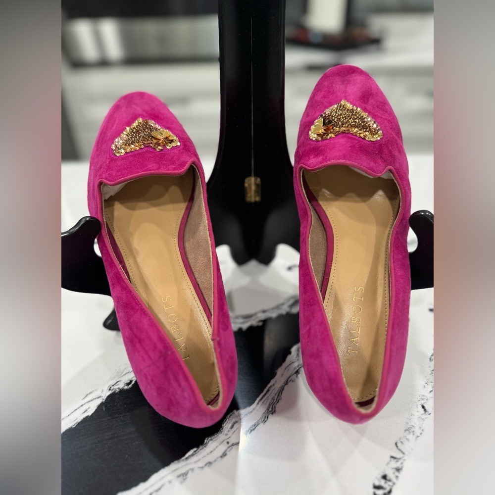 Talbots Fuchsia Ryan Suede Sequin Heart Loafers Size 8.5
